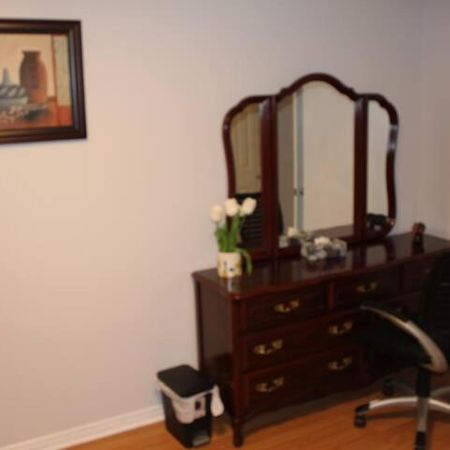 Leila'S Place-Basement Apartment In Private Home Gatineau Extérieur photo